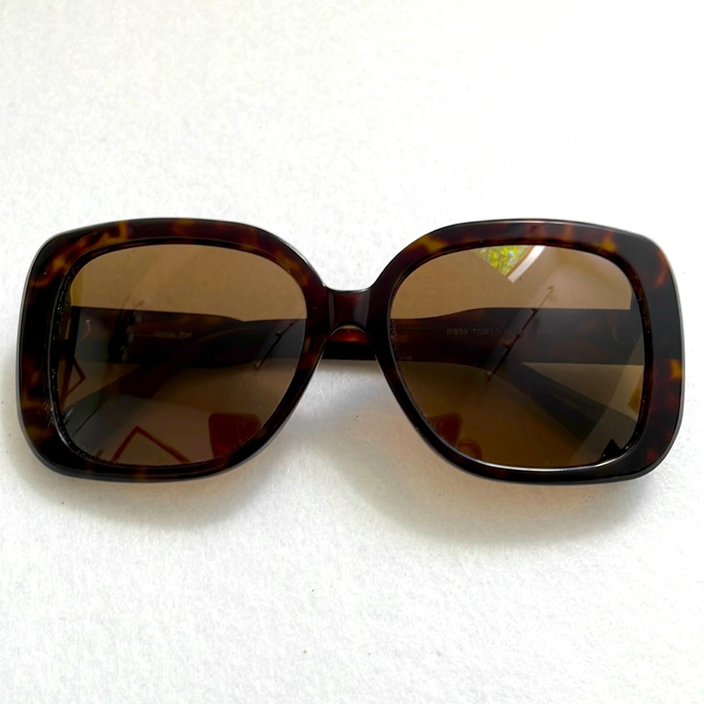 NEW Rafaella Polarized Sunglasses